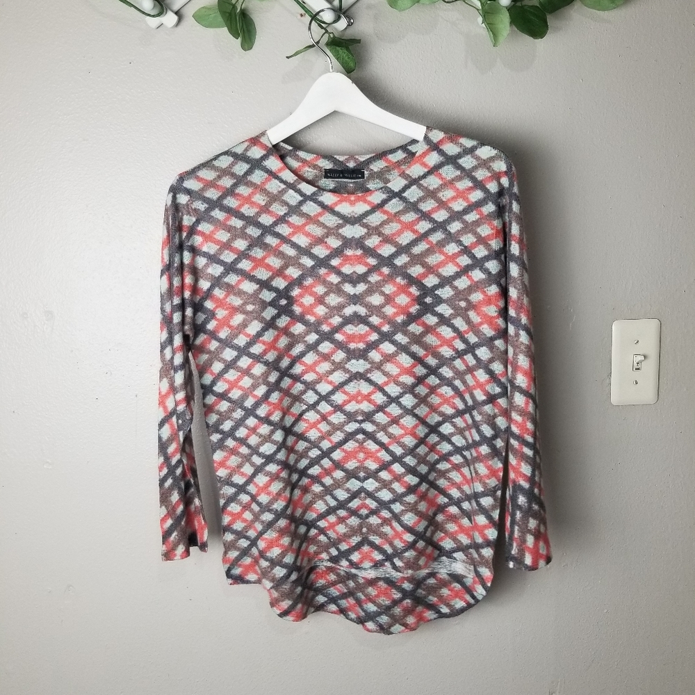 Nally & Millie long sleeves diamond patter…